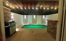 Espectacular casa, piscina privada- Ricaurte